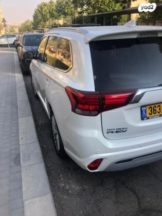 מיצובישי אאוטלנדר PHEV 4X4 Luxury הייבריד אוט' 5 מק' 2.4 (135 כ''ס) היברידי חשמל / בנזין 2021 למכירה בירושלים