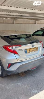 טויוטה C-HR City הייבריד אוט' 1.8 (98 כ"ס) בנזין 2017 למכירה בסביון