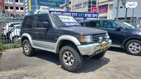 מיצובישי פג'רו קצר 4X4 GLS אוט' 5 מק' 3.0 (177 כ''ס) בנזין 1996 למכירה בחיפה