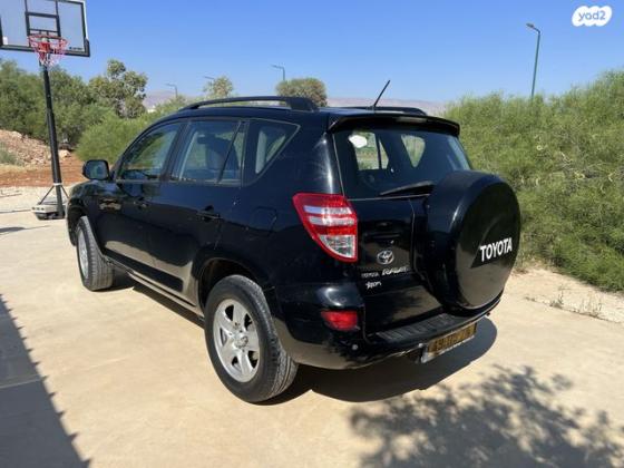 טויוטה RAV4 ארוך 4X4 GLI אוט' 2.0 (158 כ''ס) בנזין 2011 למכירה בבקעות