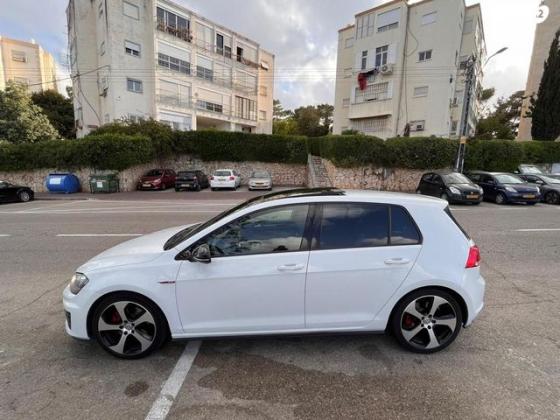 פולקסווגן גולף GTI Xen ידני 5 דל' 2.0 (220 כ''ס) בנזין 2015 למכירה בחיפה