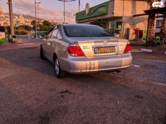 טויוטה קאמרי Executive אוט' 2.4 (156 כ"ס) בנזין 2005 למכירה בחיפה