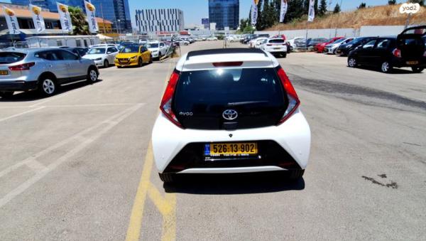 טויוטה אייגו (AYGO) Open Top אוט' 1.0 (72 כ''ס) בנזין 2021 למכירה ב