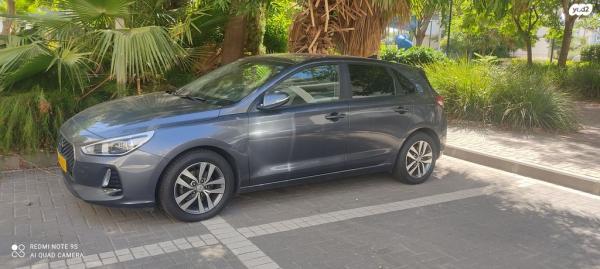 יונדאי i30 Premium אוט' 1.4 (140 כ"ס) בנזין 2018 למכירה בנתניה