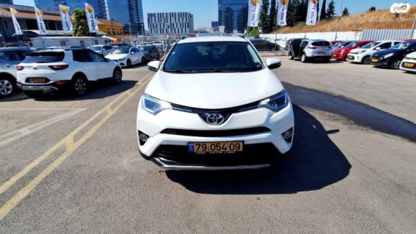 טויוטה RAV4 ארוך 4X4 Premium MC אוט' 2.0 (152 כ''ס) בנזין 2017 למכירה בתל אביב יפו