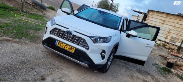 טויוטה RAV4 הייבריד E-xperience הייבריד 5 דל' אוט' 2.5 (178 כ''ס) בנזין 2021 למכירה בבאר שבע