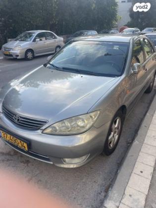 טויוטה קאמרי GLI אוט' 2.4 (156 כ''ס) בנזין 2006 למכירה בחיפה