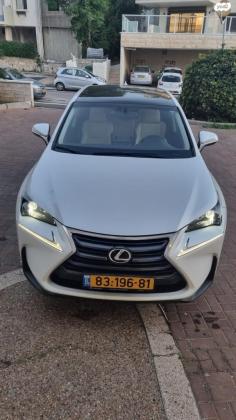 לקסוס NX NX200T Luxury אוט' 2.0 (238 כ"ס) בנזין 2016 למכירה בחיפה