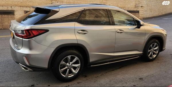 לקסוס RX300 4X4 Luxury אוט' 2.0 (238 כ''ס) בנזין 2019 למכירה בראשון לציון