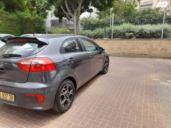 קיה ריו LX הצ'בק אוט' 1.4 (109 כ''ס) בנזין 2016 למכירה בפתח תקווה