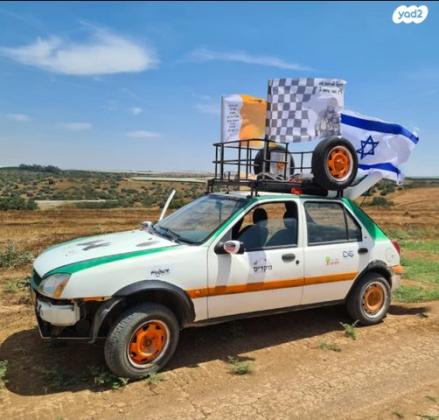 פורד פיאסטה GLX ידני 1.3 (60 כ''ס) בנזין 2002 למכירה בנוקדים