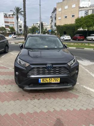 טויוטה RAV4 הייבריד E-xperience הייבריד 5 דל' אוט' 2.5 (178 כ''ס) בנזין 2022 למכירה בקרית מוצקין