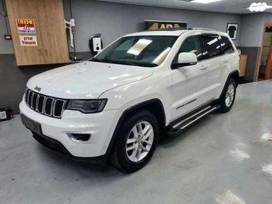 ג'יפ / Jeep גרנד צ'ירוקי 4X4 Laredo + SR אוט' 3.6 (282 כ''ס) בנזין 2018 למכירה בראשון לציון