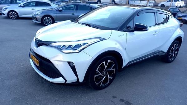 טויוטה C-HR Chic הייבריד אוט' 1.8 (98 כ"ס) בנזין 2022 למכירה ב