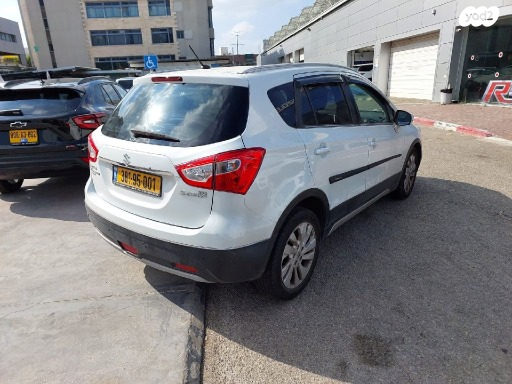 סוזוקי SX4 קרוסאובר GLX אוט' 1.4 (140 כ"ס) בנזין 2018 למכירה בתל אביב יפו