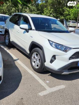 טויוטה RAV4 הייבריד E-xperience הייבריד 5 דל' אוט' 2.5 (178 כ''ס) בנזין 2021 למכירה בקרית מוצקין