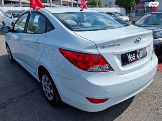 יונדאי i25 Inspire אוט' 1.6 (124 כ"ס) בנזין 2014 למכירה בבת ים