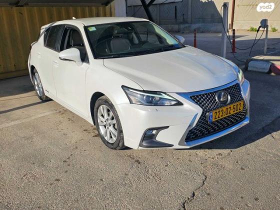 לקסוס CT200H Luxury הייבריד אוט' 1.8 (99 כ"ס) בנזין 2020 למכירה בברקן