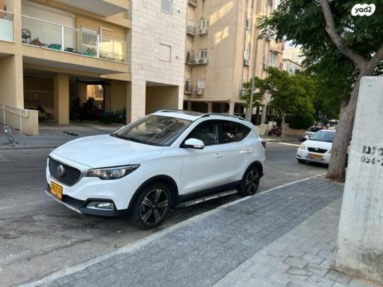 אם. ג'י. / MG ZS Net Up אוט' 1.0 (111 כ''ס) בנזין 2020 למכירה בראשון לציון