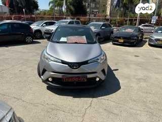 טויוטה C-HR Chic הייבריד אוט' 1.8 (98 כ"ס) בנזין 2018 למכירה בתל אביב יפו