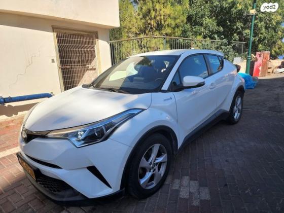 טויוטה C-HR City הייבריד אוט' 1.8 (98 כ"ס) בנזין 2019 למכירה ביקנעם עילית