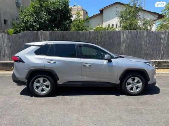 טויוטה RAV4 ארוך 4X4 Experience אוט' 2.0 (175 כ''ס) בנזין 2020 למכירה בפתח תקווה