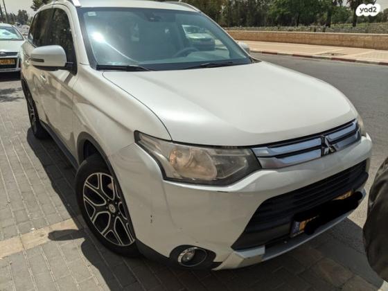 מיצובישי אאוטלנדר 4X4 Limited אוט' 7 דיזל מק' 2.3 (150 כ"ס) דיזל 2014 למכירה בבאר שבע