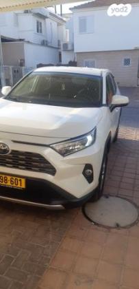 טויוטה RAV4 הייבריד E-xperience הייבריד 5 דל' אוט' 2.5 (178 כ''ס) בנזין 2019 למכירה באילת