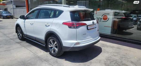 טויוטה RAV4 ארוך 4X4 GLI MC אוט' 2.0 (152 כ"ס) בנזין 2017 למכירה בראשון לציון