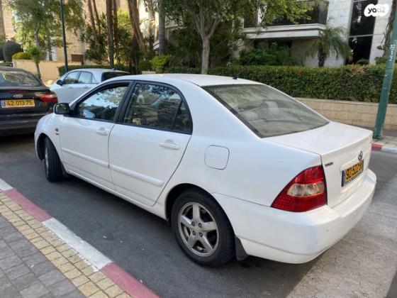 טויוטה קורולה GLI אוט' 1.6 (110 כ''ס) בנזין 2004 למכירה באור יהודה