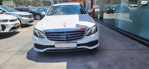 מרצדס E-Class Taxi E200D AV Taxi אוט' דיזל 1.6 (160 כ''ס) דיזל 2020 למכירה בראשון לציון