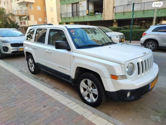 ג'יפ / Jeep פטריוט 4X4 Sport אוט' 2.4 (170 כ''ס) בנזין 2012 למכירה בפתח תקווה