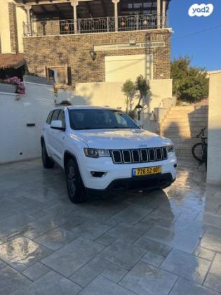 ג'יפ / Jeep גרנד צ'ירוקי 4X4 Laredo אוט' 5 מק' 3.6 (286 כ''ס) בנזין 2019 למכירה בבית ג'ן