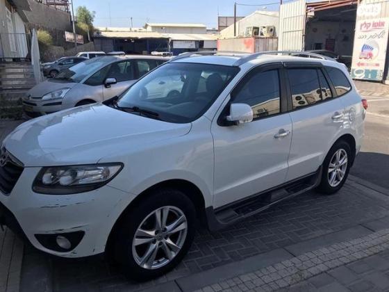 יונדאי סנטה פה 4X4 Executive אוט' דיזל 7 מק' 2.2 (197 כ''ס) דיזל 2010 למכירה באילת