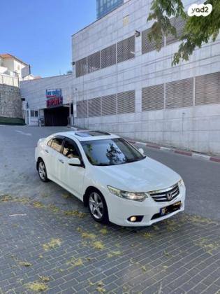 הונדה אקורד Executive אוט' 2.0 (156 כ''ס) בנזין 2014 למכירה בבית שמש