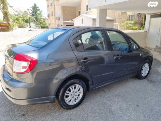 סוזוקי SX4 GLX סדאן אוט' 1.6 (119 כ"ס) בנזין 2010 למכירה בחיפה