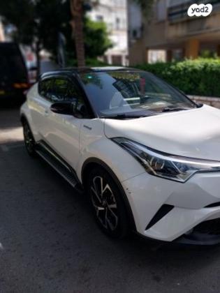 טויוטה C-HR Chic הייבריד אוט' 1.8 (98 כ"ס) בנזין 2019 למכירה בקרית ביאליק