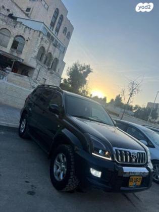 טויוטה לנד קרוזר ארוך 4X4 Luxury אוט' דיזל 8 מק' 3.0 (166 כ''ס) דיזל 2005 למכירה בירושלים