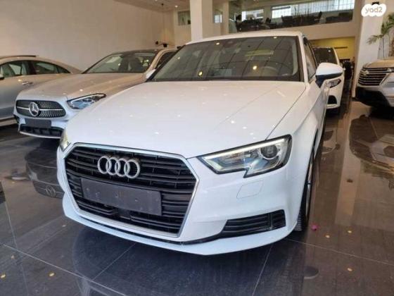 אאודי A3 Sportback אוט' 1.5 (150 כ''ס) [עד 2020] בנזין 2019 למכירה בראשון לציון