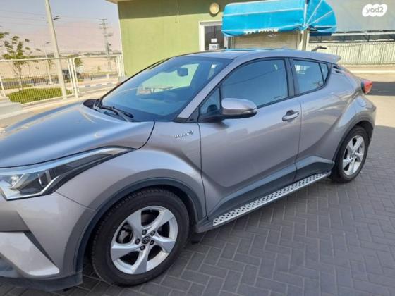 טויוטה C-HR Chic הייבריד אוט' 1.8 (98 כ"ס) בנזין 2018 למכירה באילת