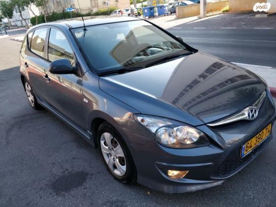 יונדאי i30 Inspire אוט' 1.6 (126 כ''ס) בנזין 2011 למכירה בקרית אתא