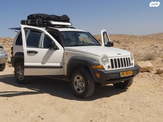 ג'יפ / Jeep ליברטי (עד 2013) 4X4 Limited אוט' 3.7 (204 כ''ס) [2005-2010] בנזין 2007 למכירה בקדימה צורן