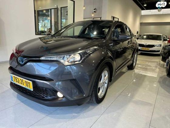 טויוטה C-HR Club הייבריד אוט' 1.8 (98 כ''ס) בנזין 2019 למכירה בראשון לציון