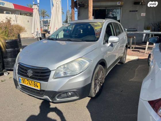 סוזוקי SX4 קרוסאובר GLX אוט' 1.6 (118 כ''ס) בנזין 2016 למכירה בנס ציונה