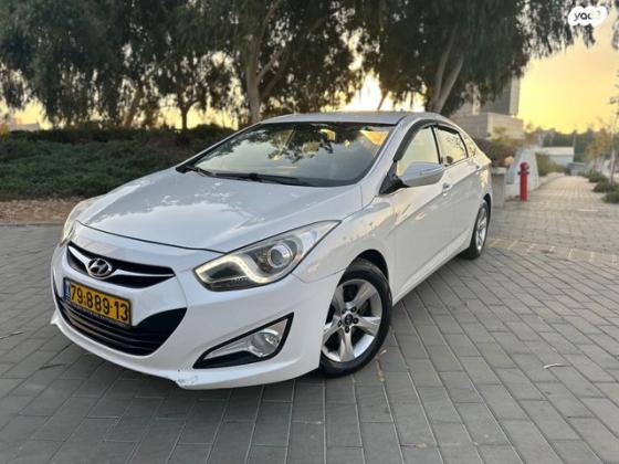 יונדאי i40 Premium אוט' 2.0 (178 כ''ס) בנזין 2012 למכירה בחולון