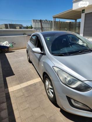 יונדאי i30 Premium אוט' 1.6 (135 כ''ס) בנזין 2013 למכירה בעפולה