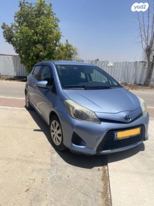 טויוטה יאריס הייבריד Hybrid אוט' 1.5 (74 כ''ס) בנזין 2013 למכירה בגילת