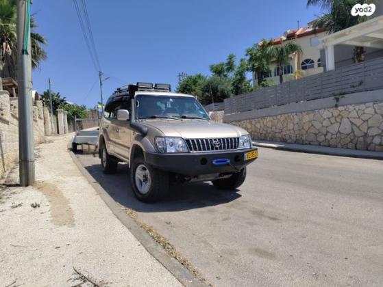 טויוטה לנד קרוזר פרדו ארוך 4X4 Luxury אוט' דיזל 8 מק' 3.0 (163 כ''ס) דיזל 2001 למכירה בבית אריה u002F עופרים