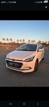 יונדאי i20 Inspire אוט' 1.4 (100 כ''ס) [2015 ואילך] בנזין 2016 למכירה בכפר יונה