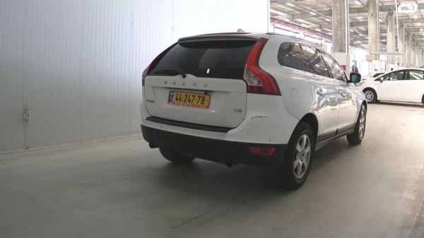 וולוו XC60 T5 Kinetic סטיישן אוט' 2.0 (240 כ"ס) בנזין 2013 למכירה בתל אביב יפו